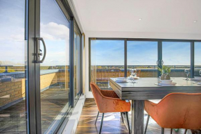 Luxury Penthouse Apartment - Central MK - Pool Table, Balcony, Fast WiFi, Free Parking and Smart TVs with Sky TV and Netflix by Yoko Property